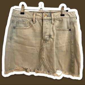 AEO 2 Light Wash Raw-Hem Denim Mini Skirt